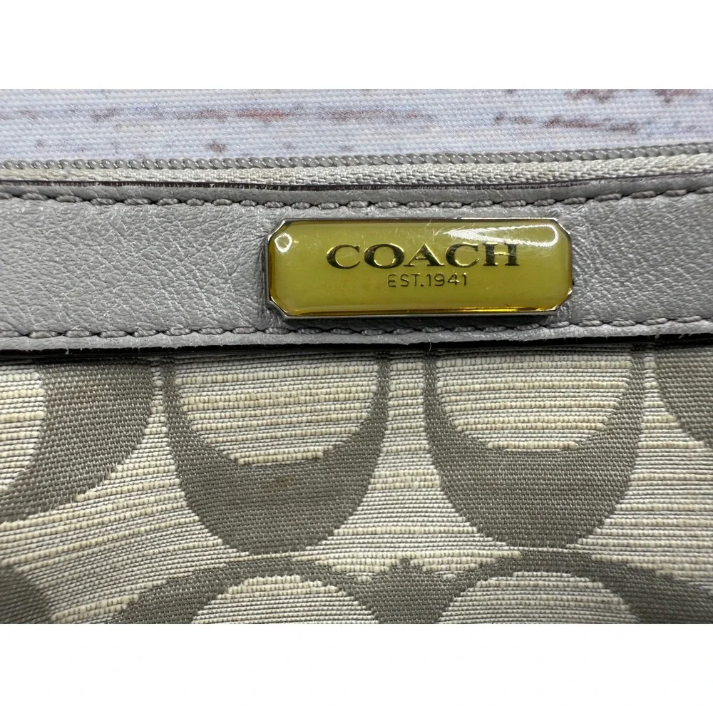Coach Signature Jacquard Wristlet Grey Cream Small Clutch Bag Pink Lining